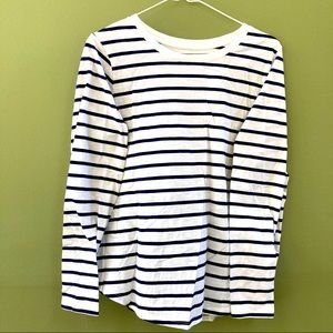 💙Old Navy White and Blue Striped Top